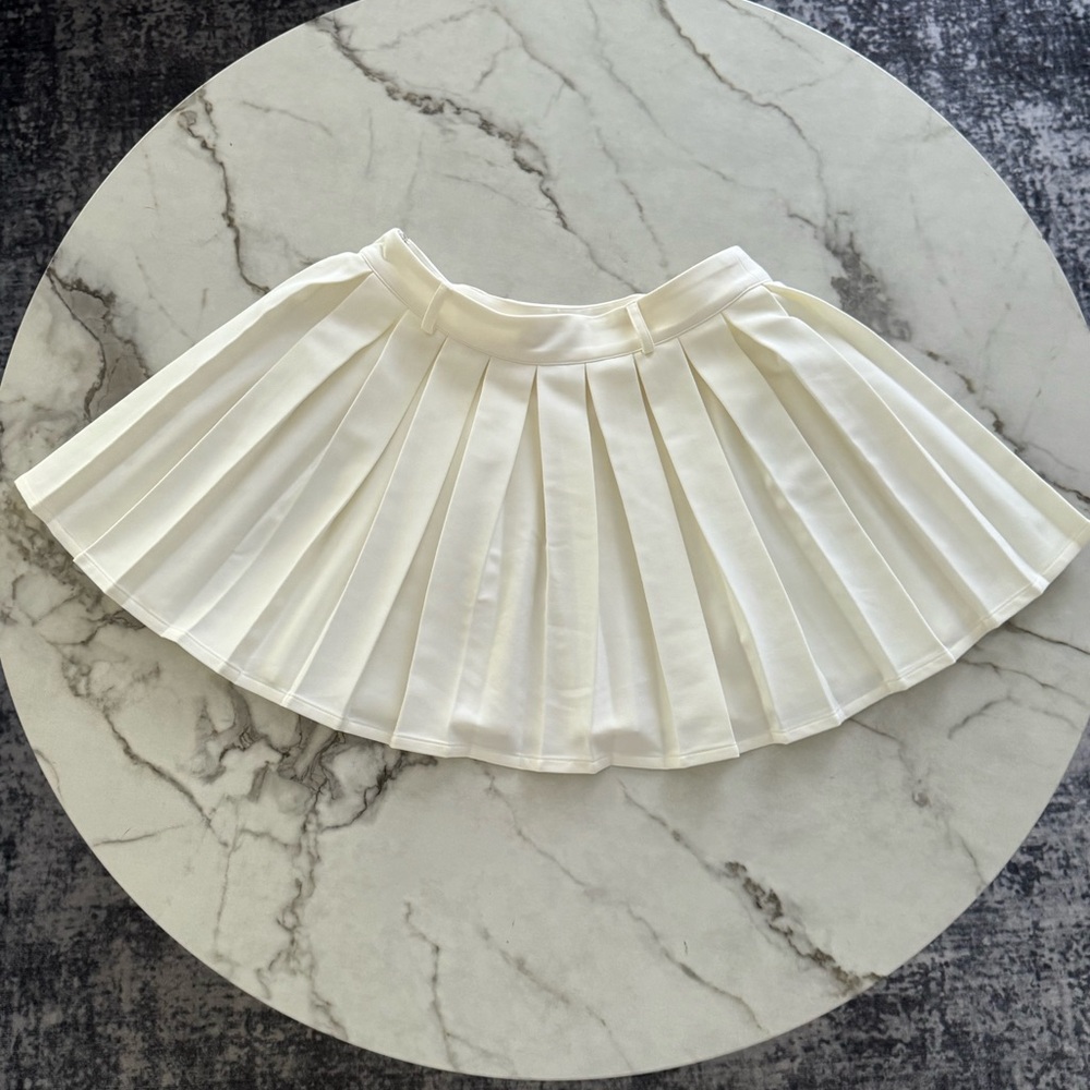 Meshki Mura Suiting Vest and Skirt set size S Ivory - Picture 11 of 12